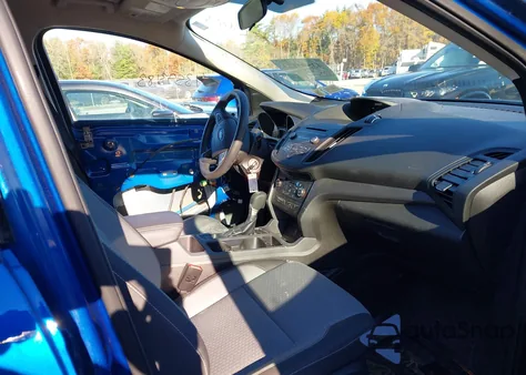 2017 Ford Escape Se from USA, damaged, VIN 1FMCU9GD1HUD01570